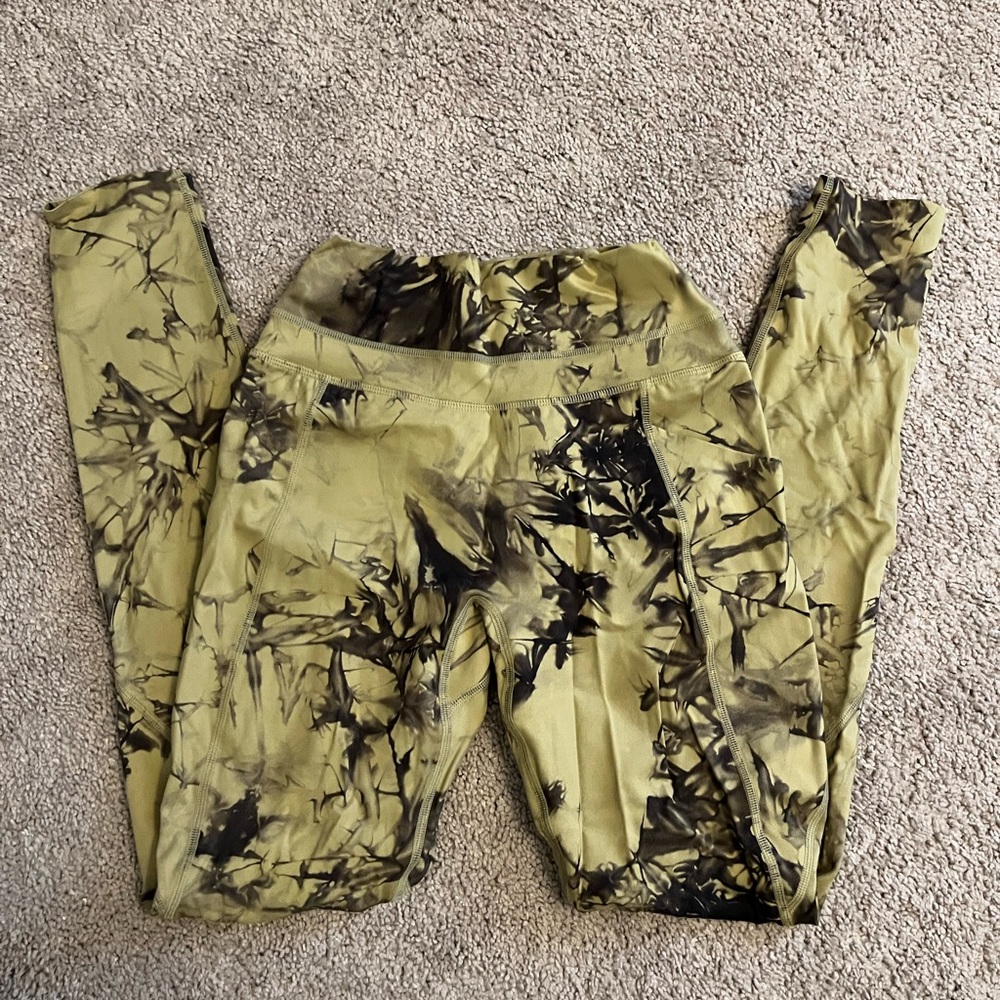 Alphalete leggings